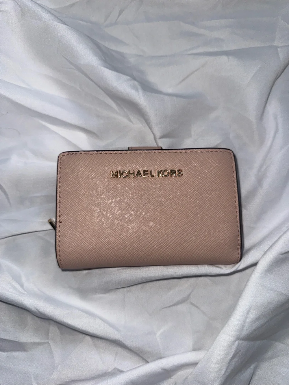 MICHAEL KORS MEDIUM LEATHER WALLET